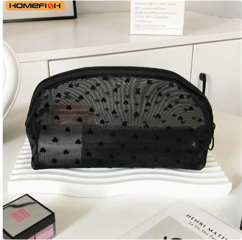 Neceser de maquillaje de malla transparente con forma de corazón